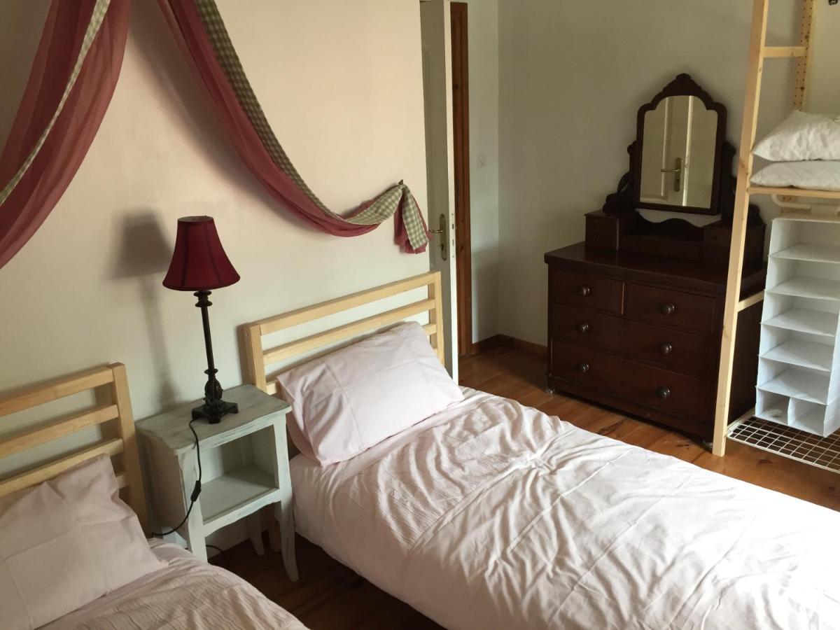 Le Gîte au Coin des Abeilles La Caillère Extérieur photo